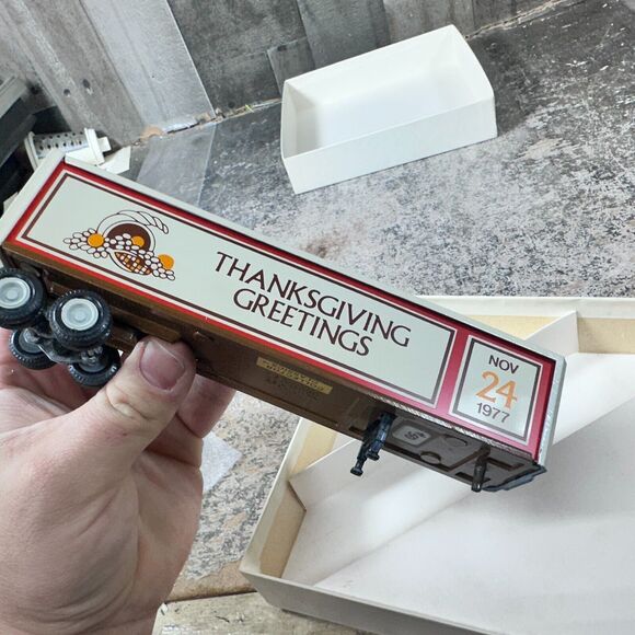 1/64 Winross Truck, Ford Trucks in the 30 Winross Truck Tractor and Trailer Thanksigiving Greetings Nov 1977 1/64